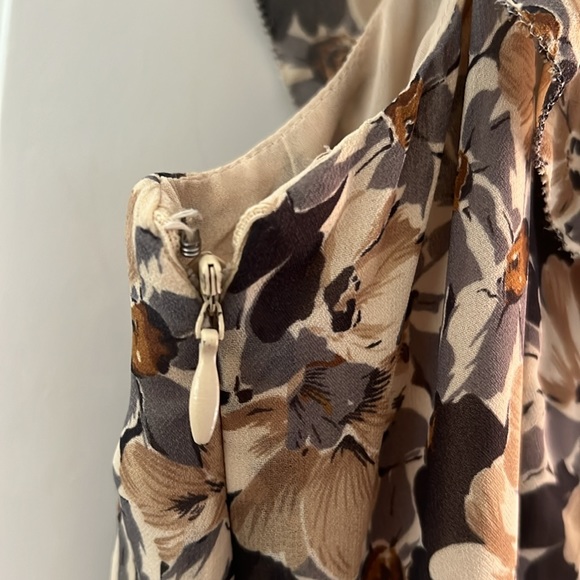 Ann Taylor Loft Floral dress - Picture 7 of 7